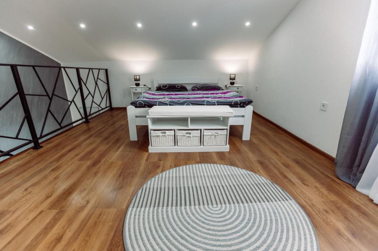 Aria Apartment Цетине Екстериор снимка