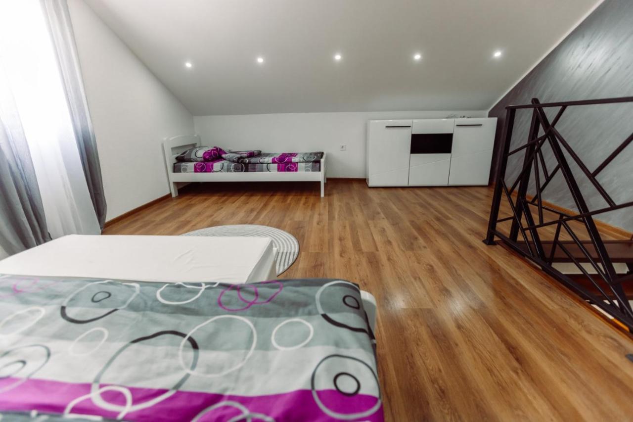 Aria Apartment Цетине Екстериор снимка
