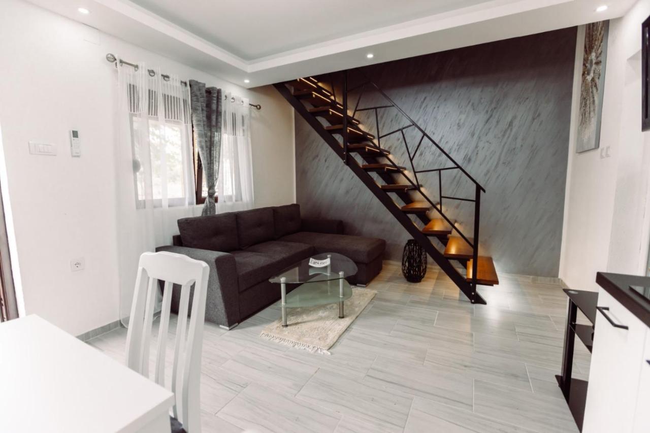 Aria Apartment Цетине Екстериор снимка