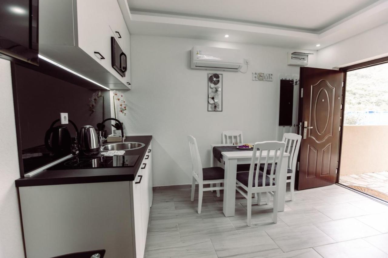 Aria Apartment Цетине Екстериор снимка