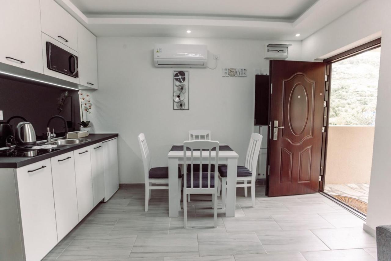 Aria Apartment Цетине Екстериор снимка