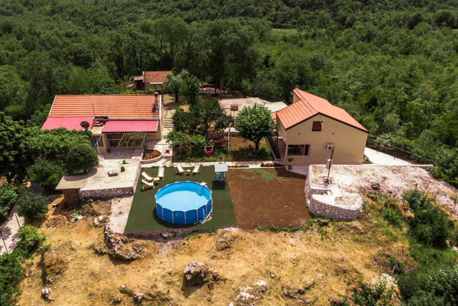 Aria Apartment Цетине Екстериор снимка